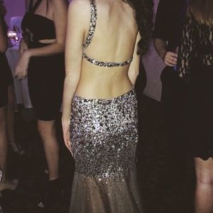 PRICE DROP! Silver & Gray sequin prom dress size 0
